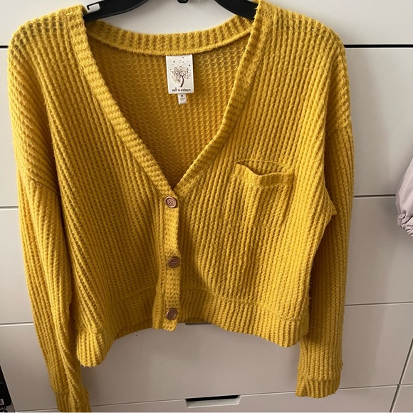 Cropped Cardigan💛 - Picture 1 of 3